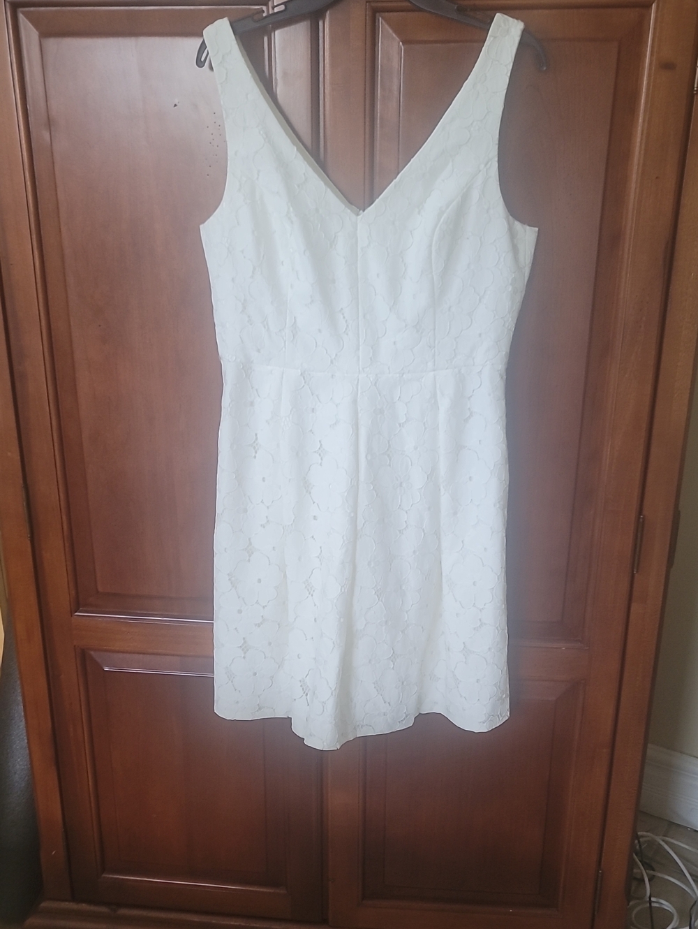 Trina and Turks White Lace Sheath Sheath SZ 12